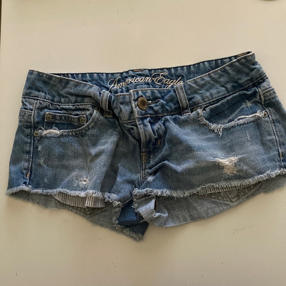 American eagle short